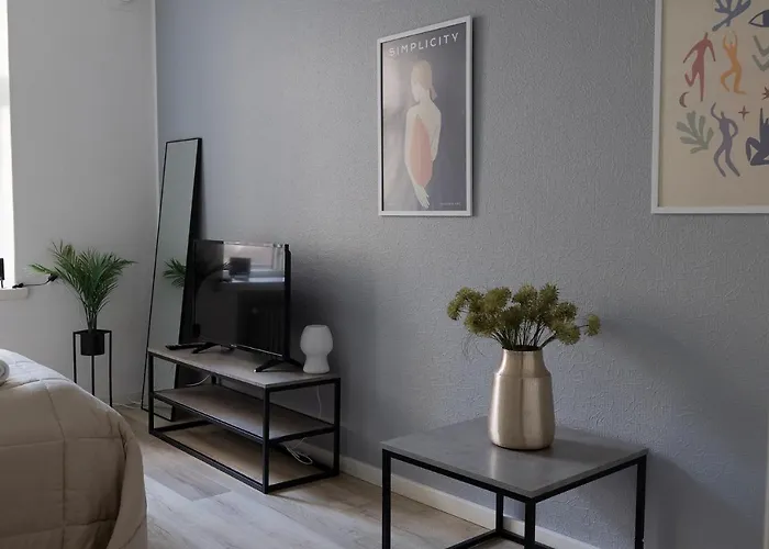 Διαμέρισμα 2ndhomes Cozy, Modern Courtyard With Great Location Ελσίνκι