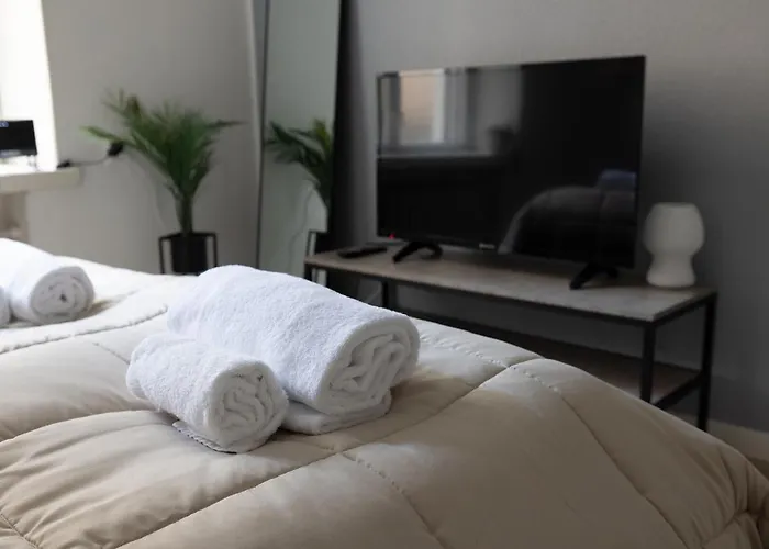 2ndhomes Cozy, Modern Courtyard With Great Location Διαμέρισμα *