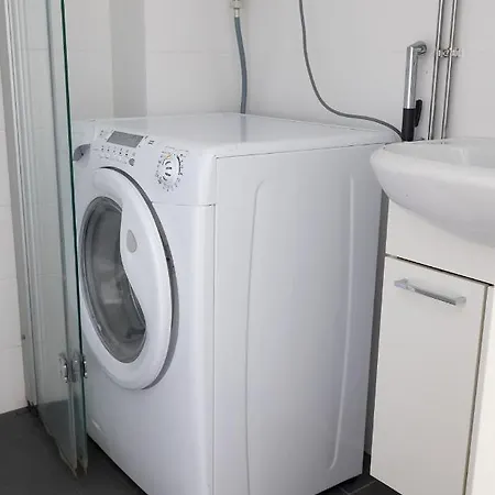 公寓 2ndhomes Cozy, Modern Courtyard With Great Location 赫尔辛基
